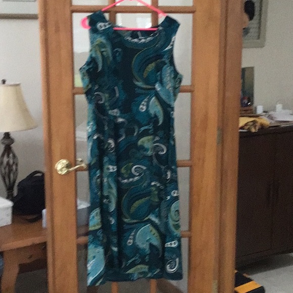 Dress with matching jacket. Size 16. Studio1. - Picture 2 of 2